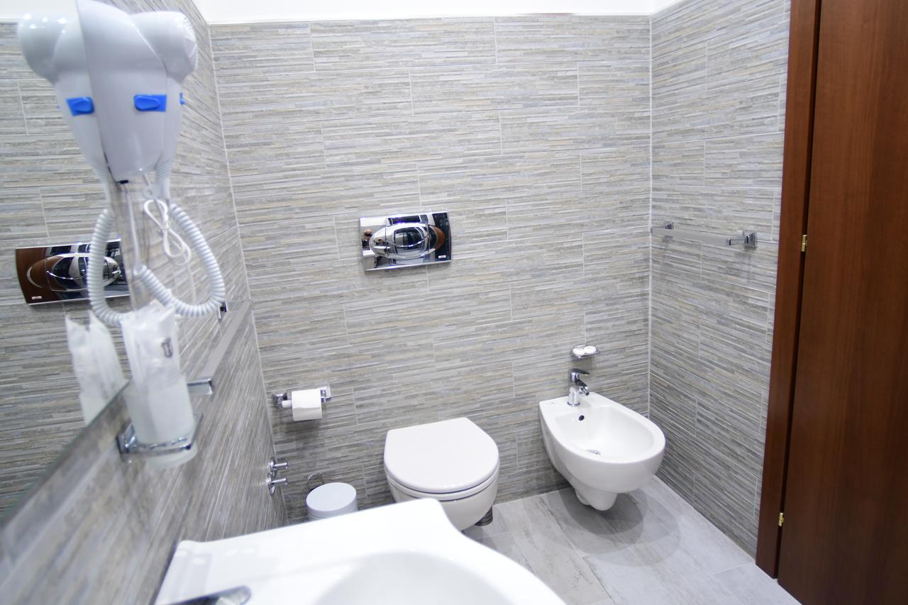 Royal Termini Hotel Рим Екстериор снимка