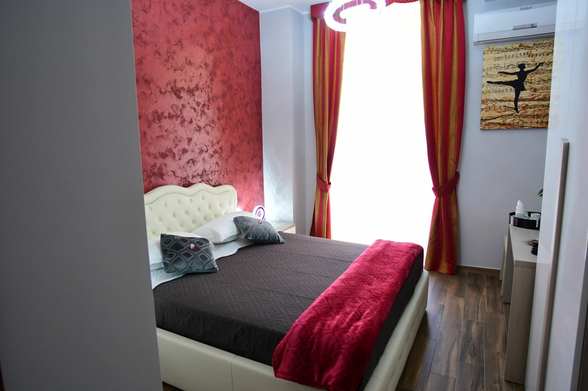 Royal Termini Hotel Рим Екстериор снимка